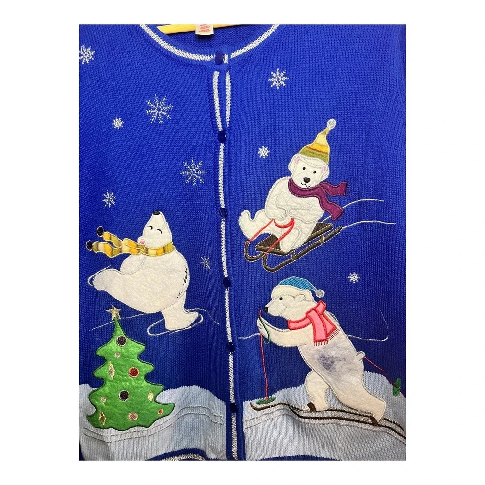 Novelty Christmas Cardigan L Polar Bear Skiing Sledding Ugly‎ Festive Holiday